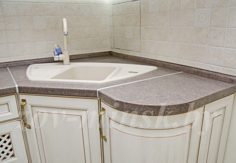 Кухня ЗОВ Канзас с рамочными фасадами